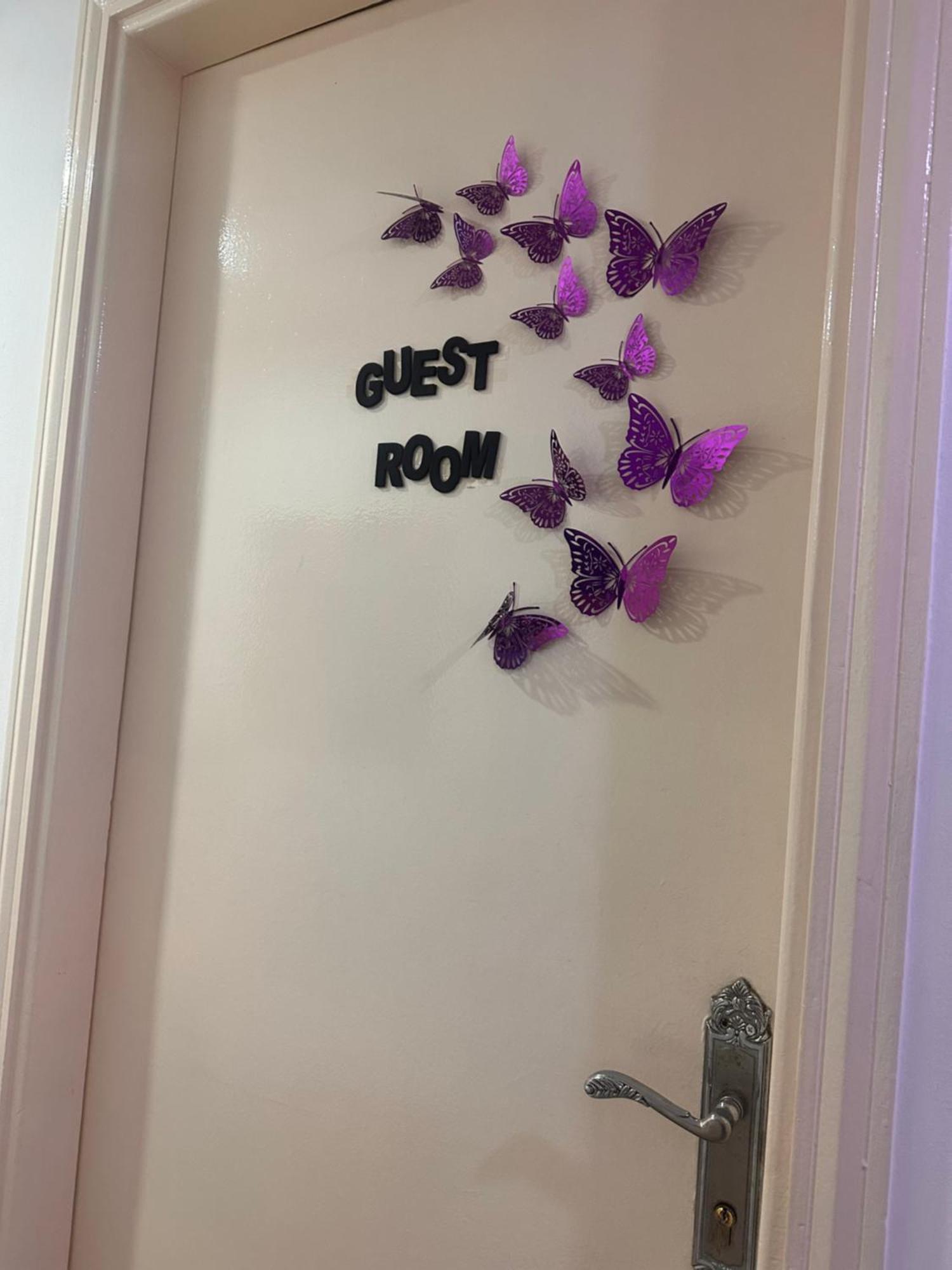 The Purple Place Apartment Абу Даби Екстериор снимка