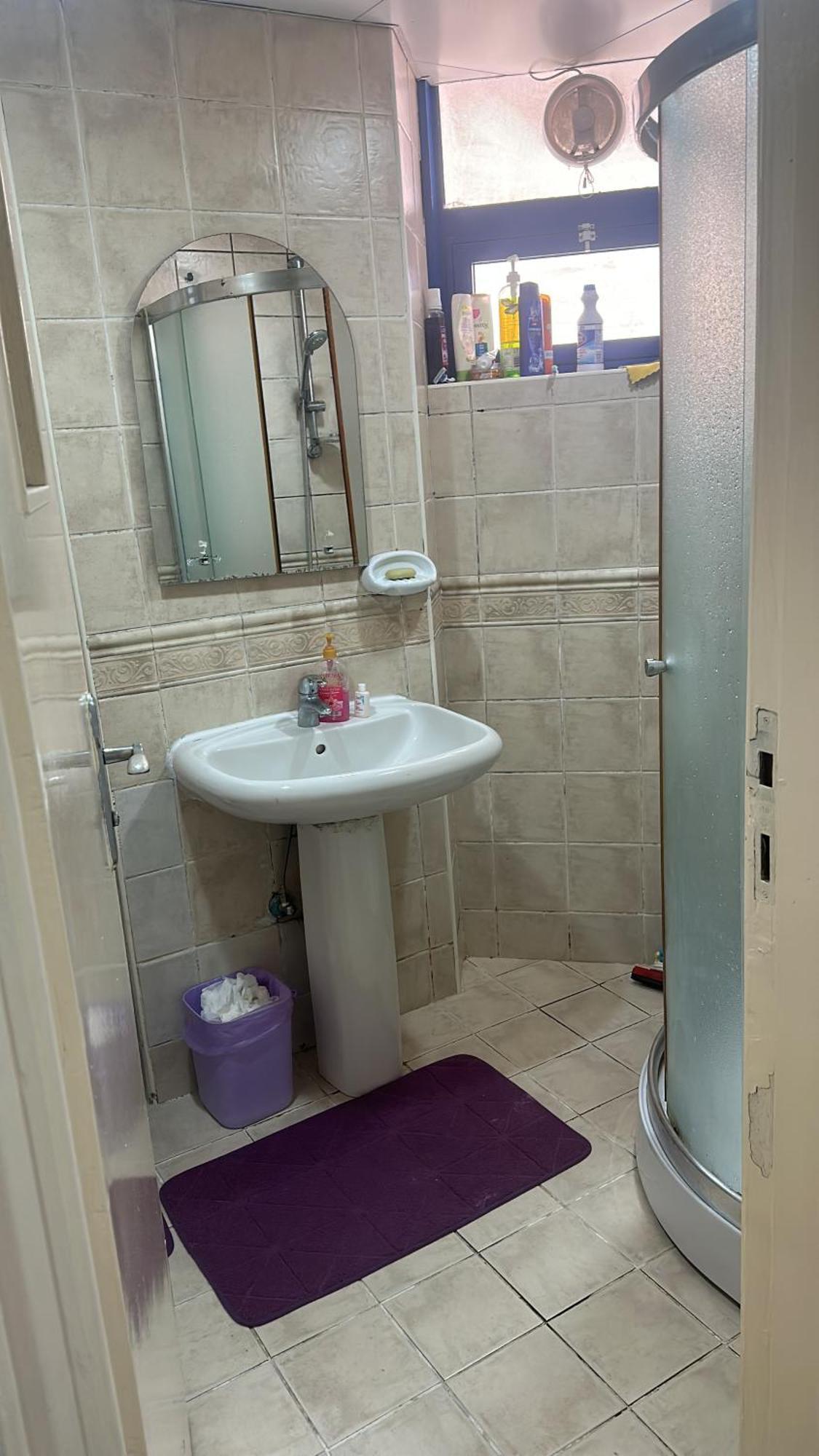 The Purple Place Apartment Абу Даби Екстериор снимка